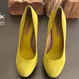 BCBGMAXAZRIA Suede Stacked Stiletto Stylish High-Heeled Shoes Size 6.5